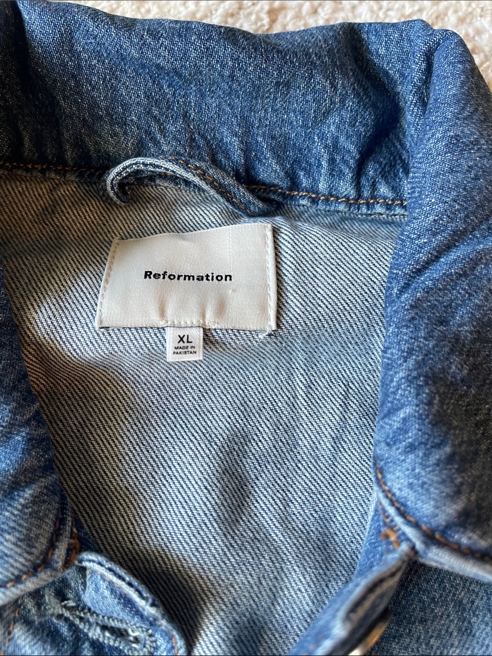 Reformation Rhodes Lived-In Denim Jacket - Picture 5 of 8